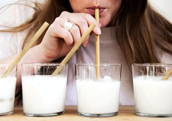 Mengenal 5 Manfaat Susu bagi Kesehatan, Salah Satunya Bisa Bikin Kulit Jadi Glowing, Gak Percaya?