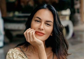 Pantas Saja Ariel Noah Auto Mabuk Kepayang dengan Sophia Latjuba, Mama Eva Celia Rupanya Punya Badan Langsing Singset Bak Anak Kuliahan, Ini Buktinya!