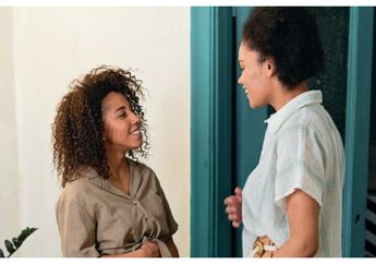 Arti Mimpi Kedatangan Seorang Wanita Isyaratkan Adanya Kejenuhan dengan Rutinitas yang Monoton, Saatnya Menikmati Liburan!