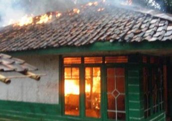 Membutakan Nurani, Hanya karena Uang Rp 150 Ribu, Satu Rumah di Jakarta Timur Ludes Dibakar Habis-habisan!