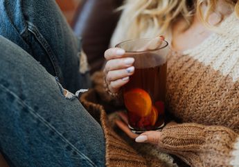 Bukan Sekedar Ramuan Ajaib Pelepas Dahaga, Ternyata Ini 5 Manfaat Minum Teh Lemon Jahe Sebelum Tidur, Bisa Dikonsumsi Rutin Juga