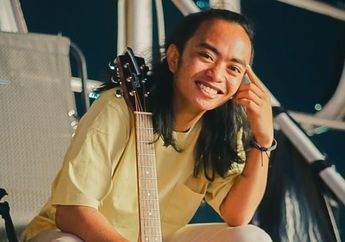 &lsquo;Emang Itu Kebiasaan Aku,&rsquo; Kini Beken Jadi Penyanyi hingga Diundang TV, Siapa Sangka Zinidin Zidan Pernah Jadi Penjaga Warung