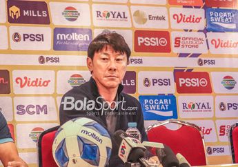 Pemandangan Wajar di Liga 1, Shin Tae-yong Tak Berani Kritik Aksi 'Rebahan' Pemain Vietnam