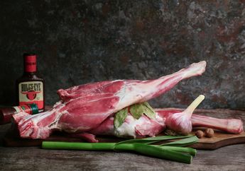 Tipsnya Dibocorkan Chef, Begini Cara Membuat Daging Kambing Empuk Tanpa Dimasak Lama, Daun yang Biasa Jadi Lalapan ini Rahasianya!