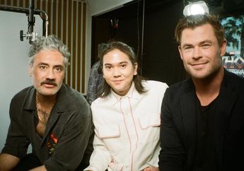Bikin Iri! Iqbaal Ramadhan Foto Hingga Berbincang Dengan Chris Hemsworth dan Taika Waititi 