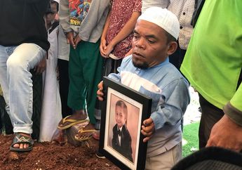 Penuh Semangat Hadapi Penyakit, Ucok Baba Kenang Sosok Dicky Topan 