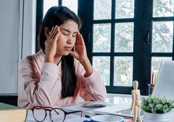 Ramalan Zodiak Hari Ini! Terlalu Sering Memendam Emosi, 4 Zodiak Ini Bisa Alami Tekanan Mental, Jaga Kesehatan Ya!