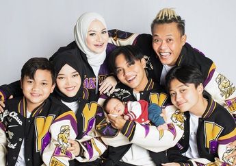 Nathalie Holscher Cerai dari Sule, Momen Ferdi Tertunduk Murung di Samping Putri Delina dan Rizwan yang Bercanda Jadi Sorotan, Warganet Berikan Komentar Cibiran