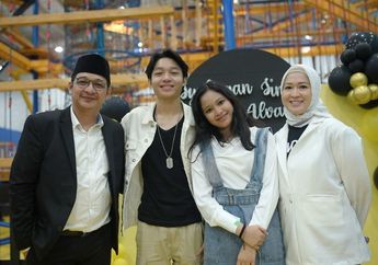 Sempat Trauma dengan Perceraian Orang Tua sampai Ogah Saksikan Konser Bapaknya, Anak Bujang Okie Agustina Ternyata Baru Akur dengan Pasha Ungu 2 Tahun Lalu: Gue Minta Maaf Sama Bokap