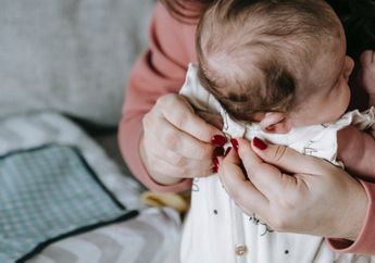 'Seakan-akan Mengerti Harus Hidup Mandiri' Beberkan Perbedaan Sikap Bayi Panti Asuhan dan Rumahan, Kisah Wanita Ini Sukses Bikin Netizen Banjir Air Mata