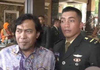 Baru Saja Dilantik Presiden Jokowi Jadi Perwira TNI AD, Inilah Sosok Letda Zeni Barry Radya, Keponakan Komeng yang Tergabung Satuan Bantuan Tempur RI!