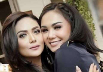 Pakai Baju Terbuka Saat Nyanyi di Istana Negara di Hapadan Presiden Soeharto, Yuni Shara Sampai Lakukan Hal Ini Gegara Tak Enak Hati: Ngapunten Bapak