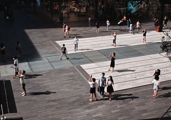 Gelombang Panas di China Sebabkan Jalan Bergelombang sampai Atap Meleleh, Ini Bahaya Fenomena Alam ini Bagi Kesehatan!