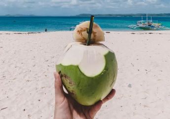 Nyesel Baru Tahu! Air Kelapa Ternyata Simpan 8 Manfaat Ini Bagi Kesehatan Tubuh, Satu Diantaranya Bisa Membuat Kulit Cantik, Mulus, dan Glowing, Kok Bisa?