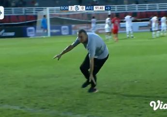 Selebrasi Pesawat Milomir Seslija, Pembalasan Telak pada Eduardo Almeida yang Timnya Cepat Puas Usai Piala Presiden