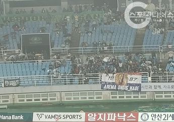 Media Korea Selatan Sampai Heran, Aksi Suporter Indonesia Dukung Asnawi di Laga Ansan Greeners Jadi Sorotan