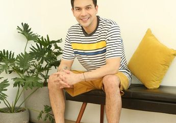 Diancam Kontrak Kerjanya Dicabut, Jonathan Frizzy Terpaksa Gunakan Ruang Publik untuk Klarifikasi Permasalahannya dengan Dhena Devanka: Ntar Anak-anak Gak Bisa Sekolah