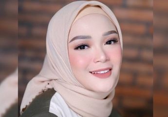 Tengah Dirundung Duka Usai sang Ayah Mertua Meninggal Dunia, Sheza Idris Kini Umumkan Kabar Bahagia atas Kehamilan Anak Keduanya
