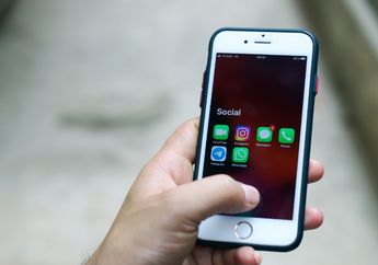 Main HP Sambil Dicas, Bocah Lelaki 9 Tahun Asal Ciamis Ini Harus Meregang Nyawa Gegara Ponselnya Meledak, Netizen Ketar-ketir: Aku Melakukan Hal yang Sama