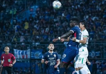 Hasil Liga 1 - Arema FC Kena Karma Parkir Pesawat, PSS Sleman Curi Poin di Malang