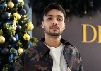 Jauh-jauh Plesiran ke Singapura dan Nginep di Hotel Mewah, Refal Hady Malah Kepergok Masih Lakukan Pekerjaan Rumah Ini: Nggak Ada Bedanya Sama di Condet