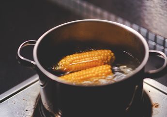 Habis Rebus Jagung Airnya Jangan Dibuang, Minum Satu Gelas Setiap Hari Kalau Ingin Rasakan Perubahan Luar Biasa ini Pada Tubuh!