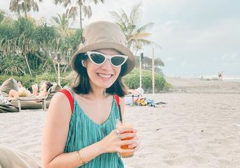 Ibu Anak Dua Super Awet Muda, Carissa Puteri Tampil Modis Bersama Dua Putranya Sambil Bawa Tas Hermes!