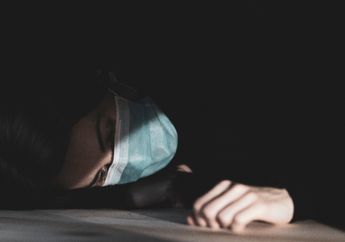 Tewas Dalam Keadaan Telanjang, Model Seksi Ini Alami Insiden Mengenaskan Terjatuh dari Lantai 20 Aparteman Milik sang Miliuner!