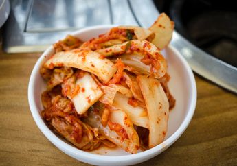 Jadi Makanan Favorit K-Popers, Ternyata Ini 5 Manfaat Kimchi Bagi Kesehatan, Mengandung Banyak Nutrisi untuk Tubuh hingga Bikin Gak Nyesel Makannya!