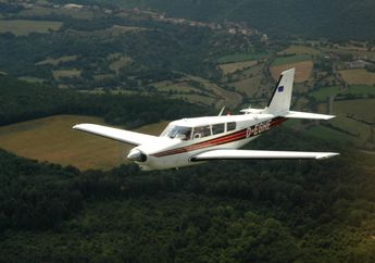 Arti Mimpi Pesawat Jatuh Konon Berhubungan Erat dengan Kekhawatiran, Kecemasan hingga Tujuan yang Sulit Digapai, Apa Maksudnya?