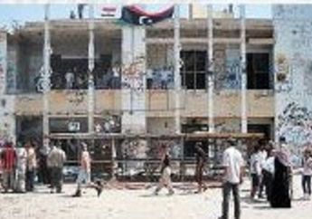 Musthafa Abd Rahman dan Penerbit Buku Kompas Luncurkan &ldquo;Mengapa Bangsa Arab Terpuruk&rdquo;