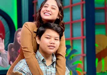 &lsquo;Wih! Punya Papa 3&rsquo;, Anak Angkat Dewi Perssik Diejek Teman-temannya di Sekolah, Mantan Istri Angga Wijaya Justru Kaget dengan Reaksi sang Putra