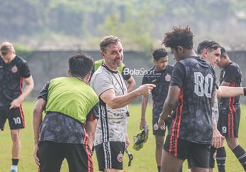 Khawatir Tragedi Kanjuruhan Beri Dampak Negatif, Thomas Doll Siapkan Psikolog untuk Pemain Persija