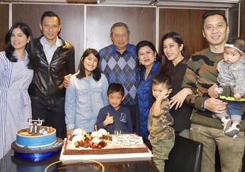 Definisi Sayang Cucu, SBY dan Mendiang Ani Yudhoyono Rela Ikut Naik Kereta Mainan Bareng Putri Annisa Pohan, Potret Lawas Ini Jadi Bukti