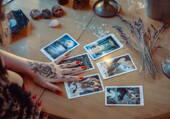 Presenter Inisial R Diprediksi Kena Guna-guna, Pembaca Tarot Koko Anthony: Harus Lebih Menjaga Kondisinya 