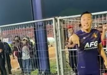 Fans Persik Teriak #ArthurOut, Arthur Irawan Catatkan 'Rekor' Selalu Diusir Suporter dalam Dua Musim Beruntun