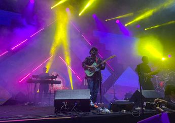 Bikin Kejer, Kunto Aji Bawakan Lagu Rehat Hingga Pilu