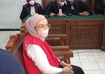 Sambil Nangis, Medina Zein Minta Maaf ke Uci Flowdea dan Marissya Icha: Saya Sangat Menyesal