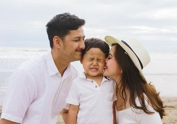 Suami Tasya Kamila Kena Kanker hingga Didiagnosa Tak Akan Bisa Punya Anak, sang Mantan Penyanyi Cilik Akui Bersyukur karena Hal Ini