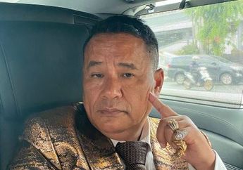 Hotman Paris Bongkar Cinta Terlarang Para Artis Terkenal, Ternyata Ada yang sampai Menginap dengan Om-om Tajir di Villanya