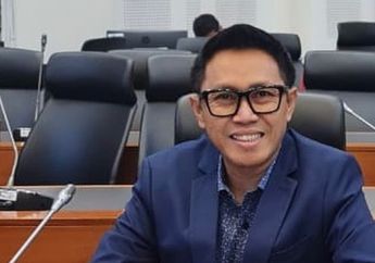 Rumah Eko Patrio Paling Tinggi Sekomplek, Intip Penampakan Kediaman Baru sang Komedian yang Bernuansa American Classic!