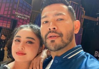 Pegang Pipi Dewi Perssik, Rian Ibram Ngaku Tak Peduli dengan Masa Lalu sang Biduan, Netizen Beri Komentar Julid