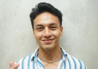 Jefri Nichol Siapkan Obat Kumur Demi Adegan Romantis di 'Surat Cinta untuk Starla The Series'