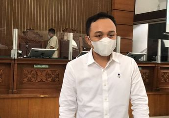 Majelis Hakim Tolak Eksepsi Ricky Rizal dan Kuat Ma&rsquo;ruf, Sidang Selanjutnya Pemeriksaan Saksi dari JPU