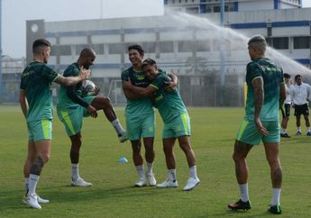 Persiapan Persib Lagi-lagi Terganggu Masalah Cedera, Luis Milla Kehilangan 2 Pemain