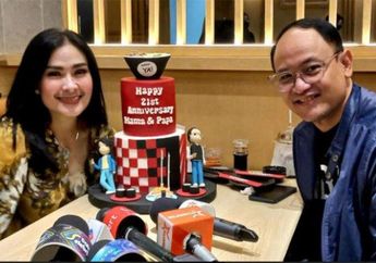 Injak Usia Pernikahan ke-21, Iis Dahlia Akui Tak Pernah Khawatir Suami Selingkuh: Pilot Gak Semua Gitu