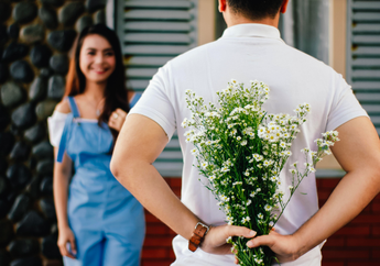 Tanggapan Dosen Soal Viralnya Fenomena Jasa Sewa Pacar, Bisa Memicu Terjadinya Revolusi Seksual!