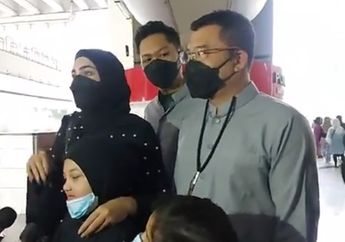 Bertemu Ayu Dewi Saat Umrah, Ini yang Disampaikan Ashanty pada Istri Regi Datau