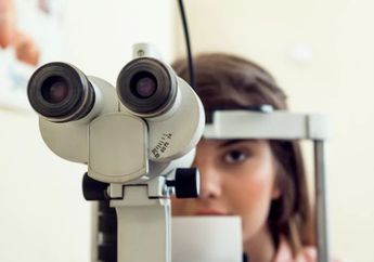 Ketahui Penyebab Katarak Pada Mata! Salah Satunya Gaya Hidup yang  Sering Dilakukan Sehari-hari 