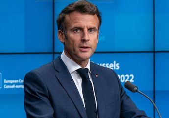 Niatnya Menanti Jokowi Malah Bertemu Emmanuel Macron, Wanita di Bali Ini Girang Bayinya Dibelai Presiden Prancis